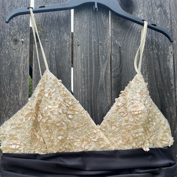 JS Collection Black and Cream Pearl Beaded Full length Gown - Picture 4 of 13